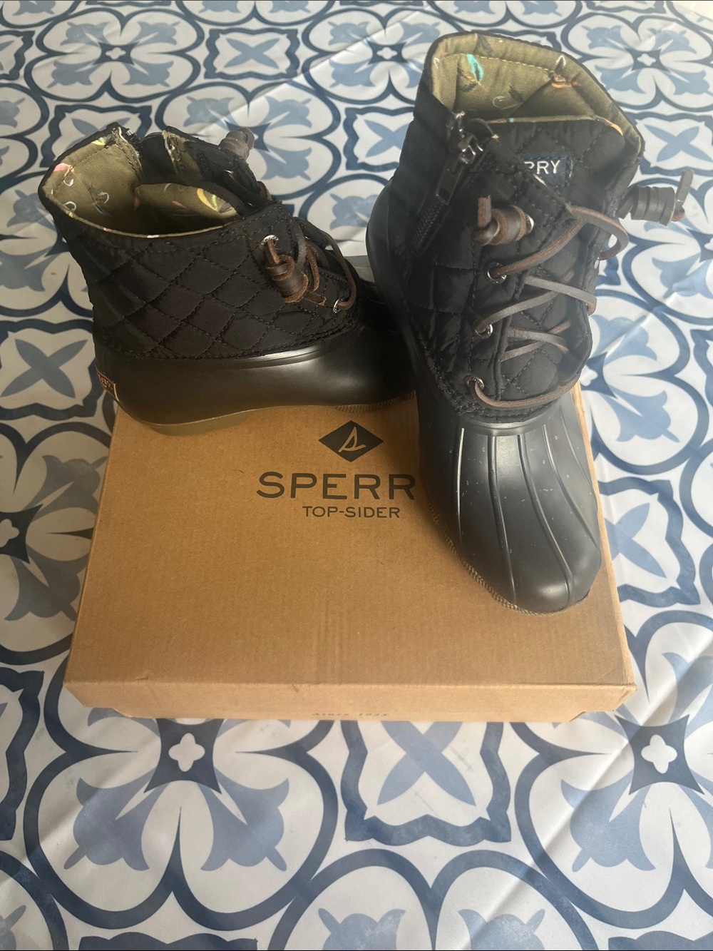 Sperry Black Quilted Lace-Up Duck Boots